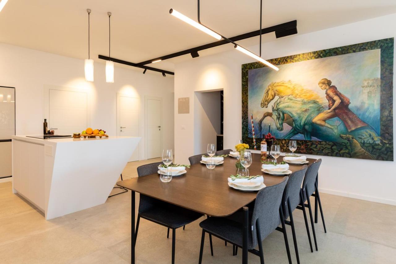 Vila Luxury House Natanel Škrip Exteriér fotografie