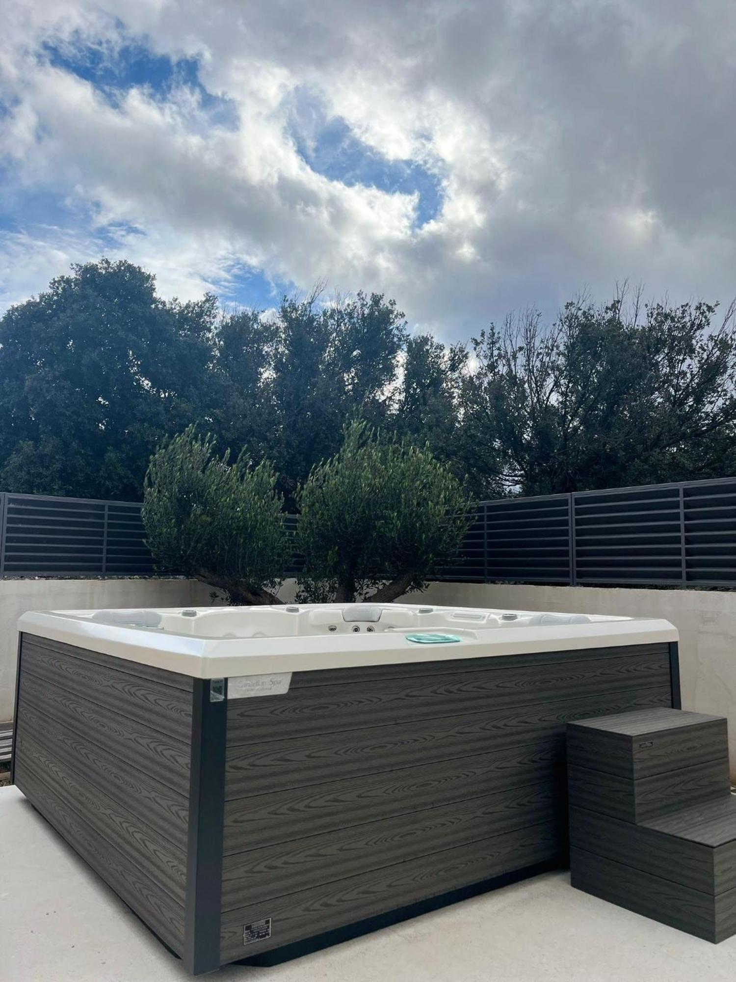 Vila Luxury House Natanel Škrip Exteriér fotografie